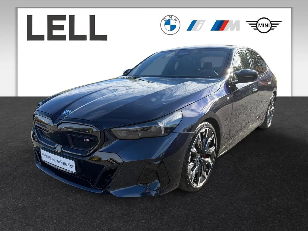 BMW i5