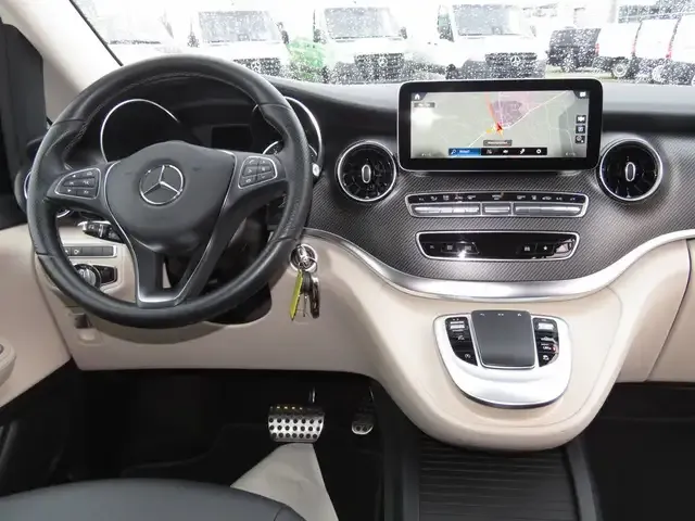 Mercedes-Benz Marco Polo