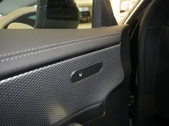 Mercedes-Benz CLA 220