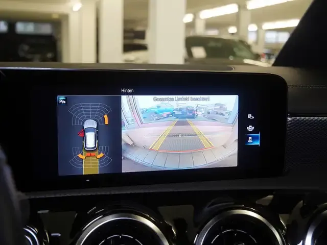 Mercedes-Benz CLA 220