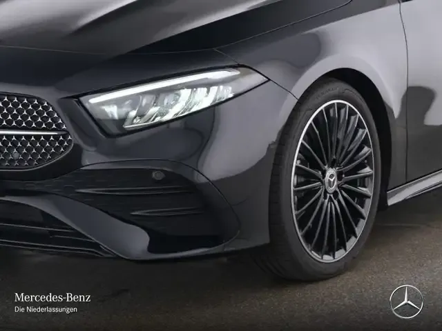 Mercedes-Benz A 220