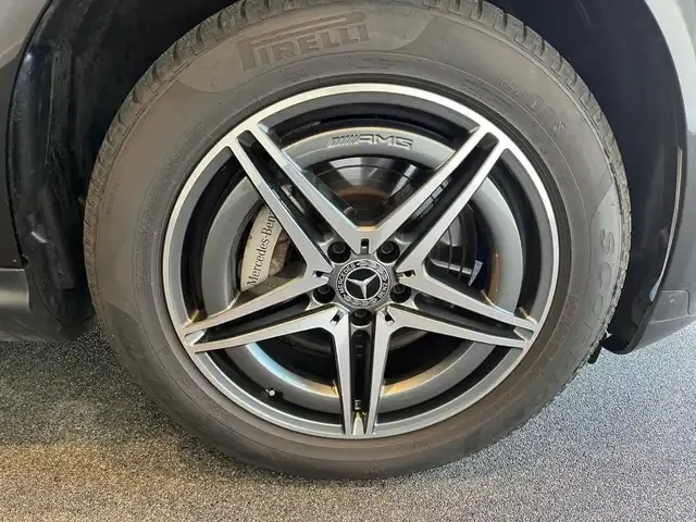 Mercedes-Benz Sonstiges
