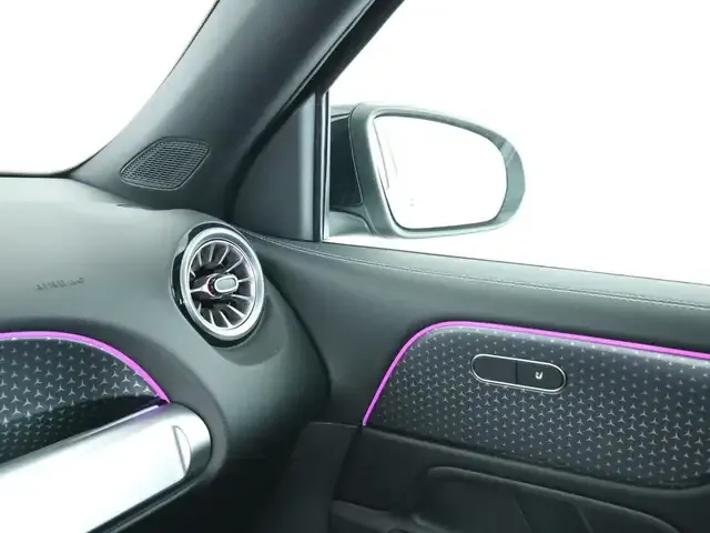 Mercedes-Benz GLB 180