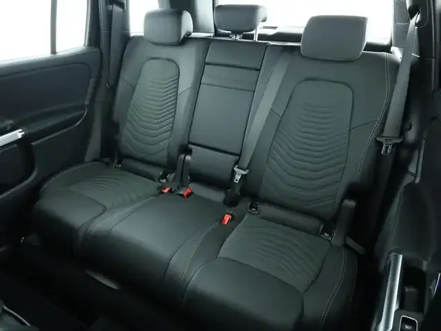 Mercedes-Benz GLB 180