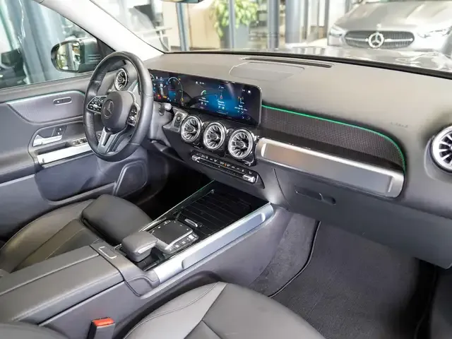 Mercedes-Benz EQB 250