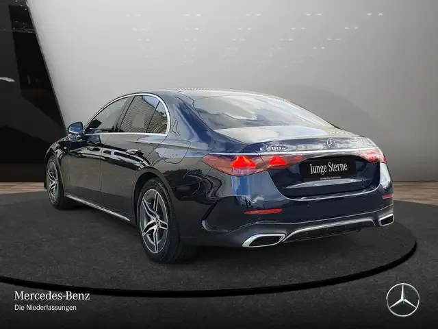 Mercedes-Benz E 400