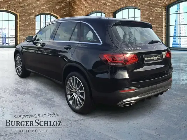 Mercedes-Benz GLC 300