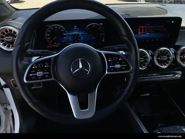 Mercedes-Benz EQB 250