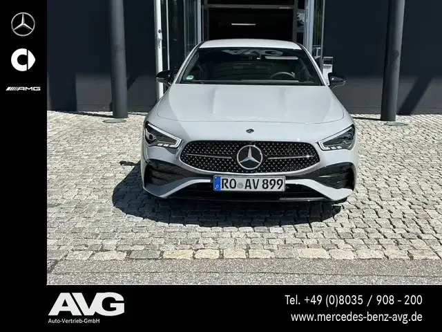Mercedes-Benz CLA 200