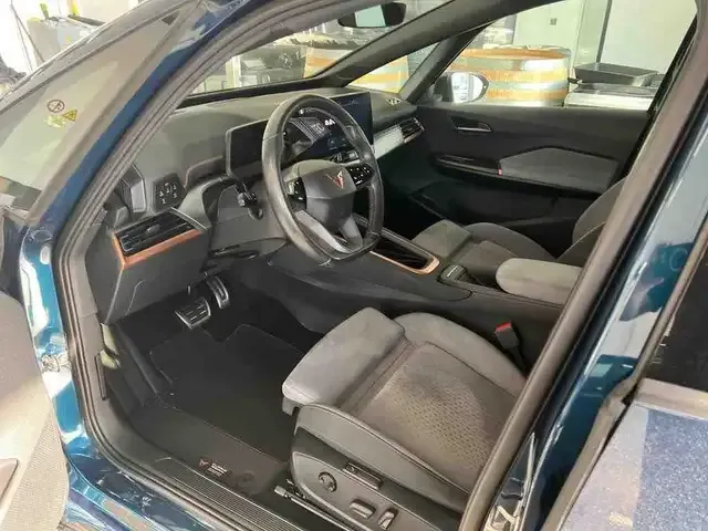 CUPRA Born