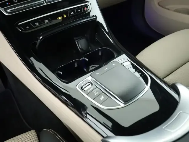 Mercedes-Benz EQC 400