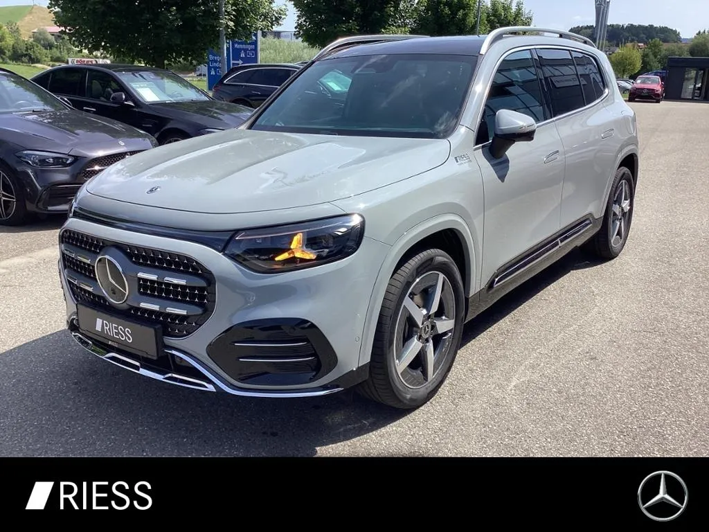 Mercedes-Benz GLB 200