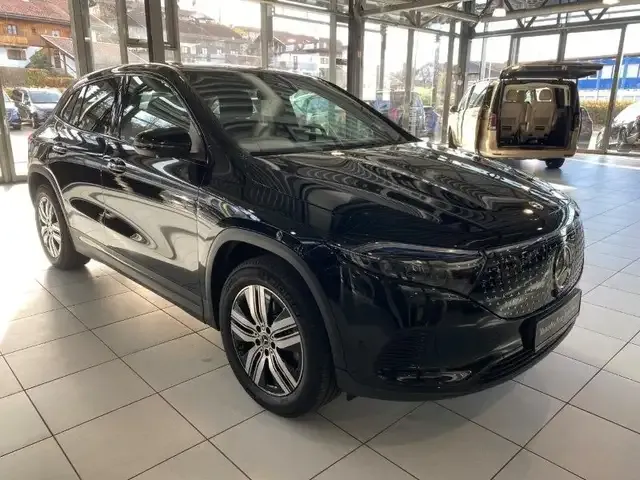 Mercedes-Benz EQA