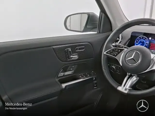 Mercedes-Benz EQB 250