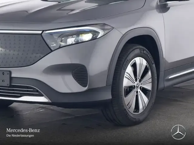 Mercedes-Benz EQB 250