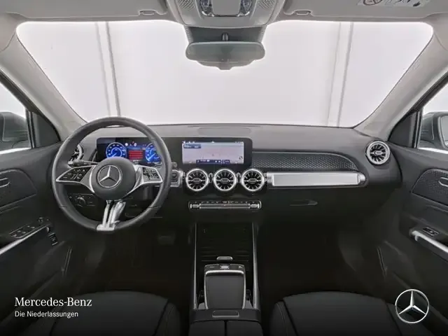 Mercedes-Benz EQB 250