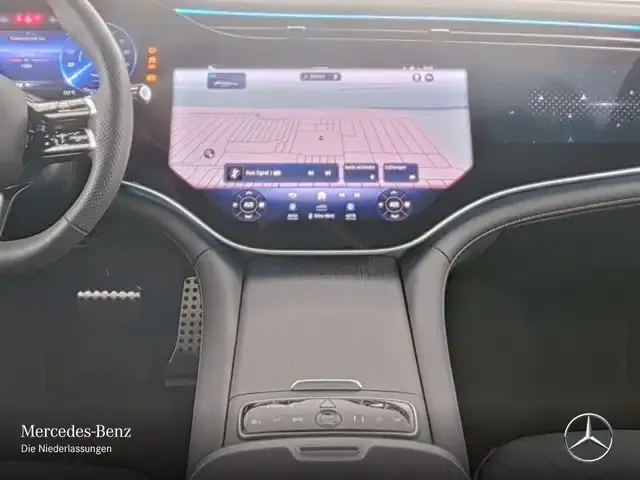 Mercedes-Benz EQE 500