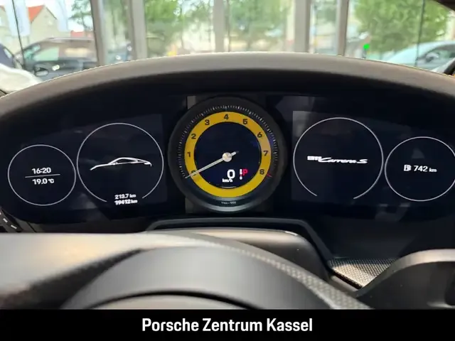 Porsche 992