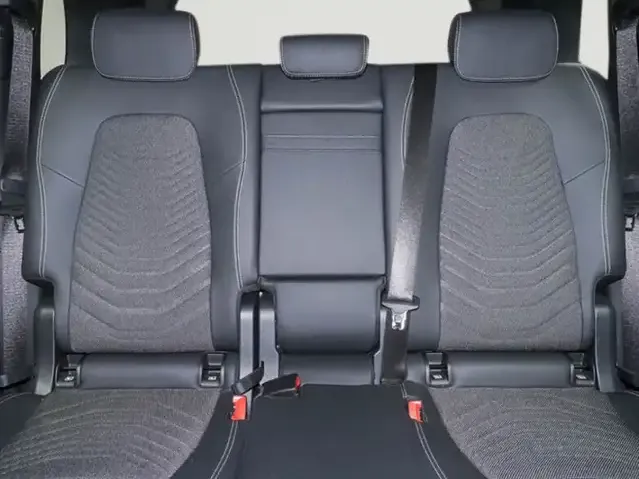 Mercedes-Benz EQB 300