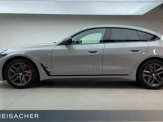 BMW 440