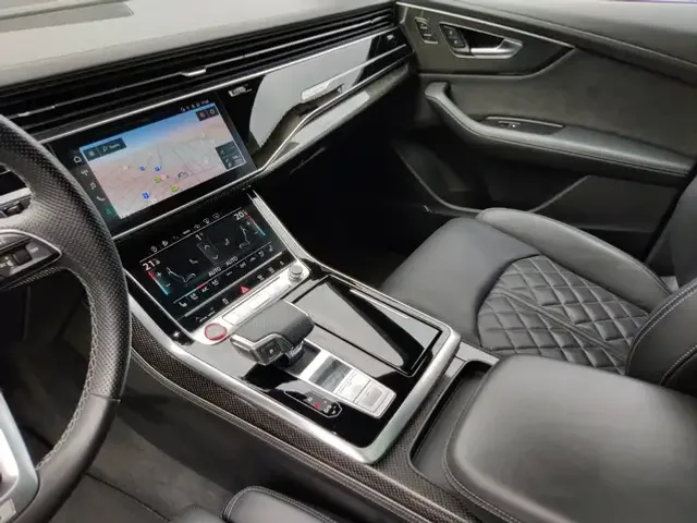 Audi SQ8