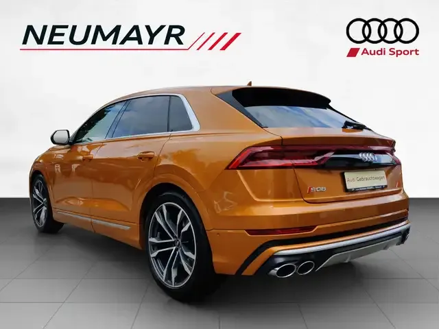Audi SQ8