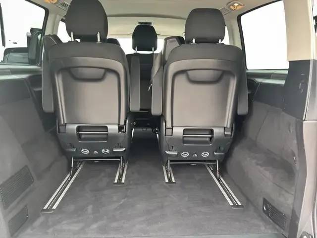 Mercedes-Benz V 250