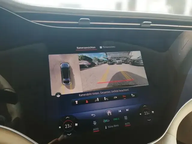 Mercedes-Benz EQS