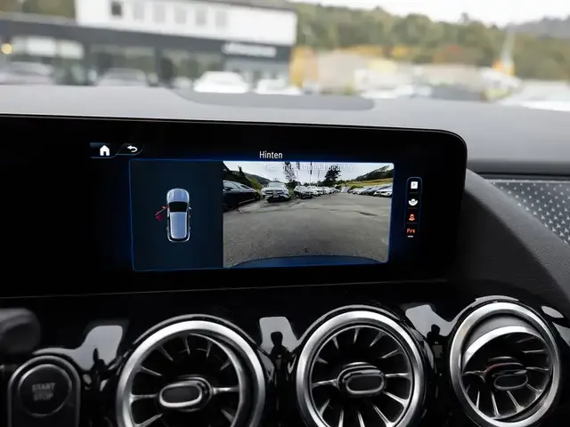 Mercedes-Benz EQA 350