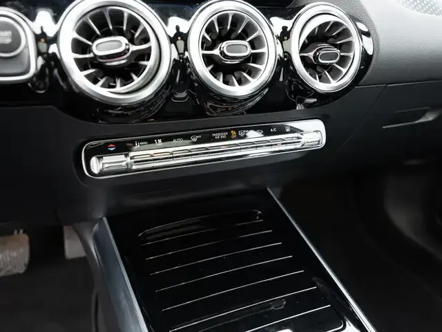 Mercedes-Benz EQA 350