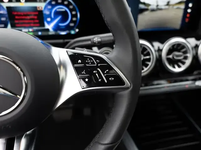 Mercedes-Benz EQA 350