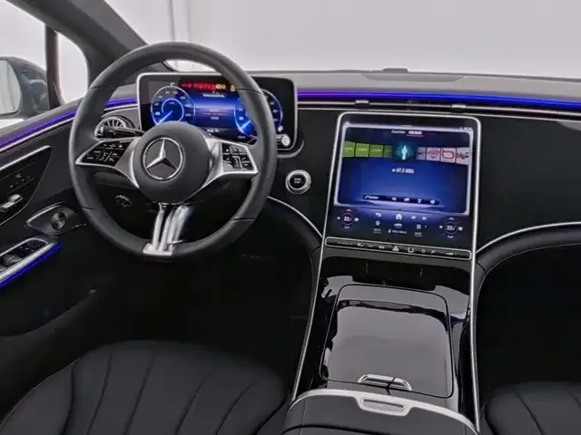 Mercedes-Benz EQE 300