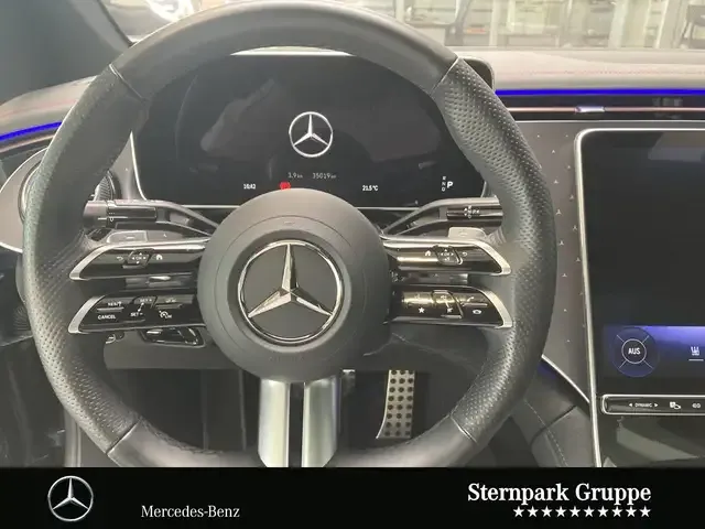 Mercedes-Benz EQE 300