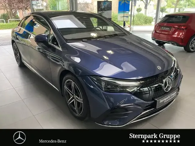Mercedes-Benz EQE 300