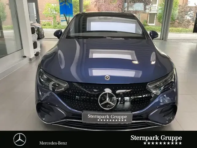Mercedes-Benz EQE 300