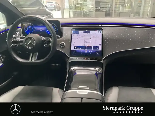 Mercedes-Benz EQE 300