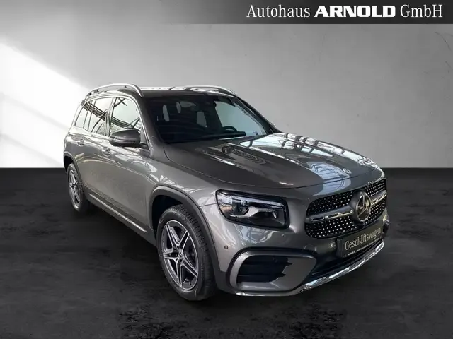 Mercedes-Benz GLB 200