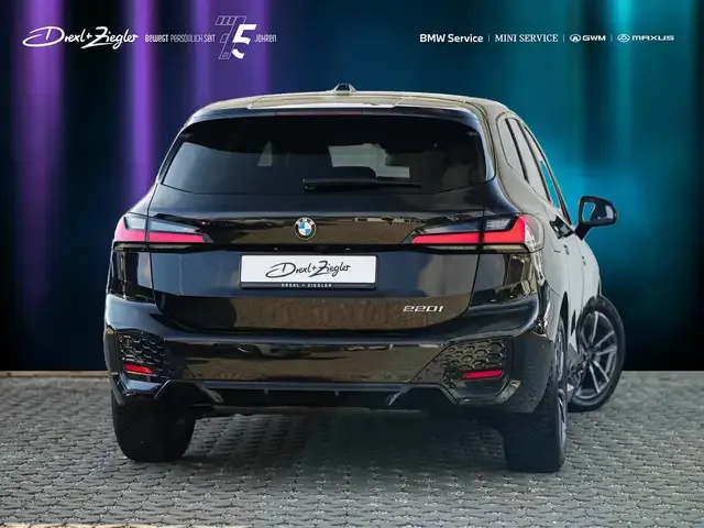 BMW 220