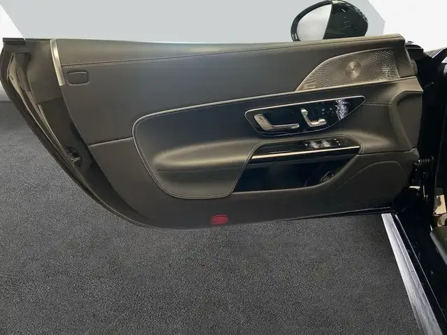 Mercedes-Benz SL 43 AMG