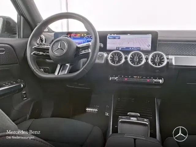 Mercedes-Benz EQB 350