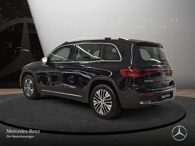 Mercedes-Benz EQB 300