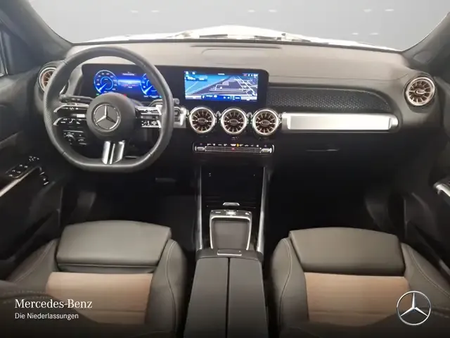 Mercedes-Benz EQB 300