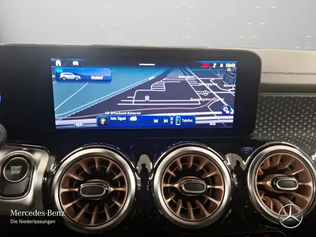 Mercedes-Benz EQB 300