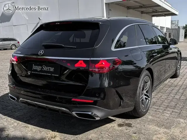 Mercedes-Benz E 220