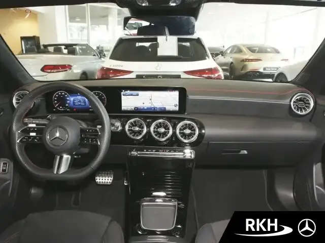 Mercedes-Benz CLA 180