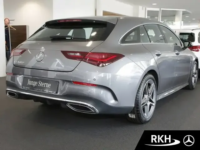 Mercedes-Benz CLA 180