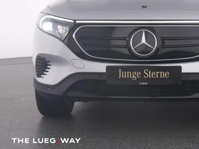 Mercedes-Benz EQB 300