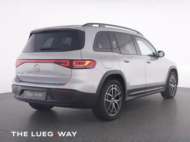 Mercedes-Benz EQB 300