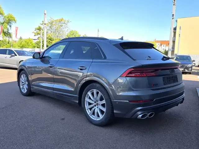 Audi SQ8