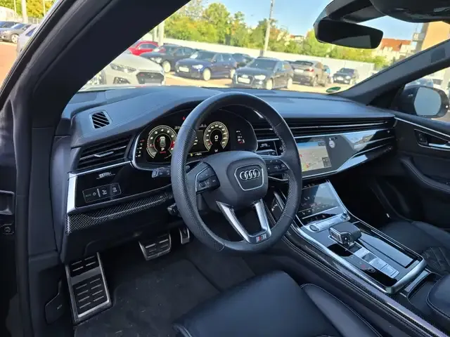 Audi SQ8
